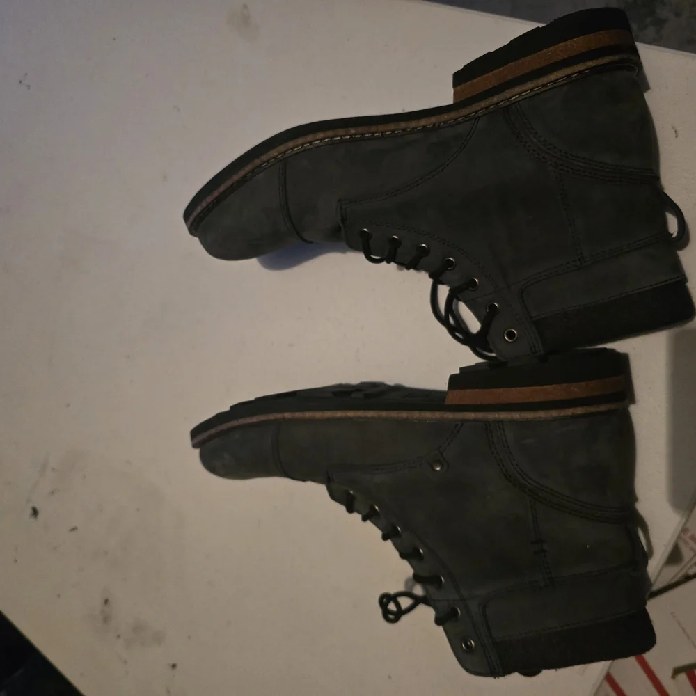 Northwest‎ Territory Black Ankle Boots with Suede Finish